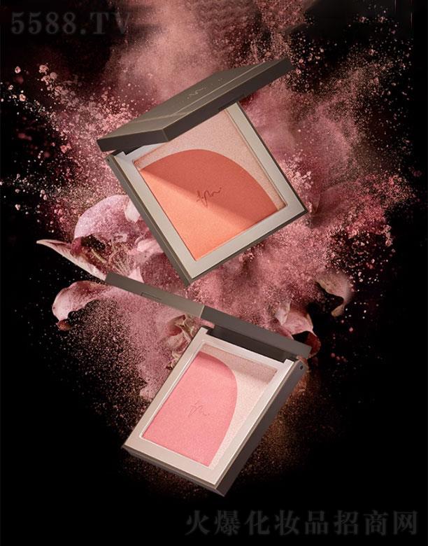 ��퍻��yƷ���Ϻ������޹�˾�����ȿɆ�ɫ���t�߹�һ�w�P