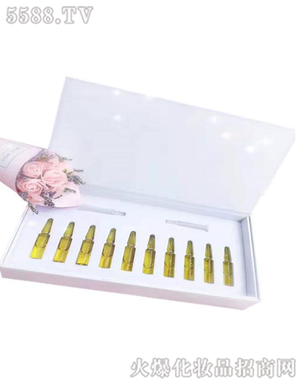 �ɼ����AҺ