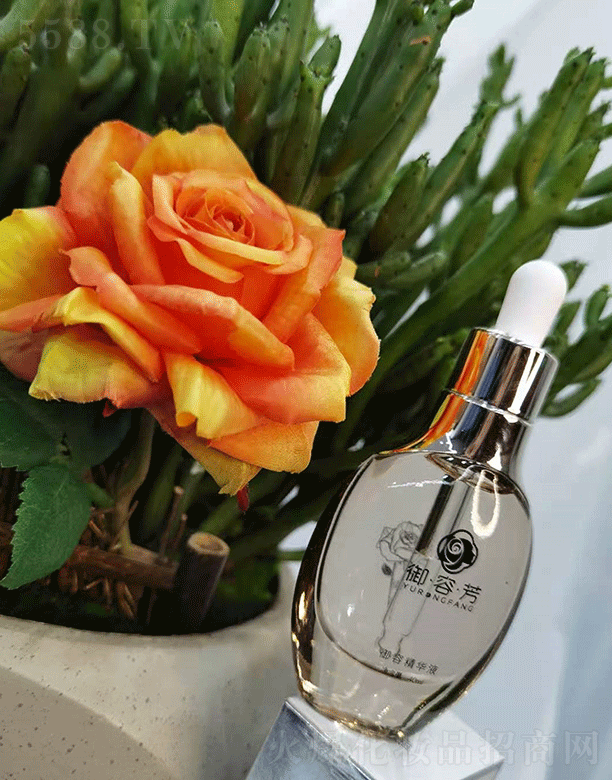 ���ݷ����AҺ