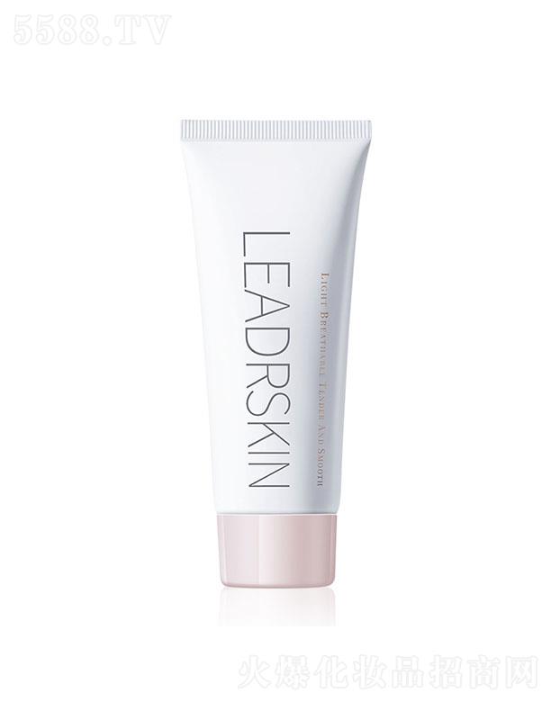 Ů��֮�����w�����˪ �����̝���Ȼ͸�����ɼ��w���������w��