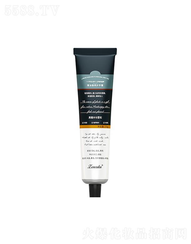 ���ʾ�������o��˪����̴ľ�cѩ�ɣ������ֲ����w����