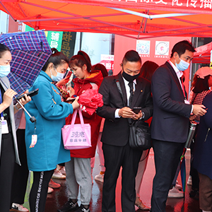 �𱬻��yƷ���̾W(w��ng)��2021�������I(y��)���[���ϱM�@�ഺ������