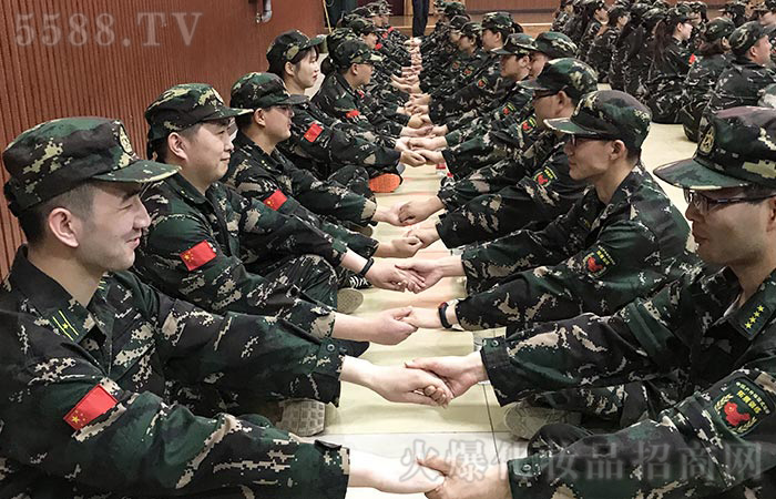 ��P(y��ng)�t�����ľ��񡪡������������D���^��