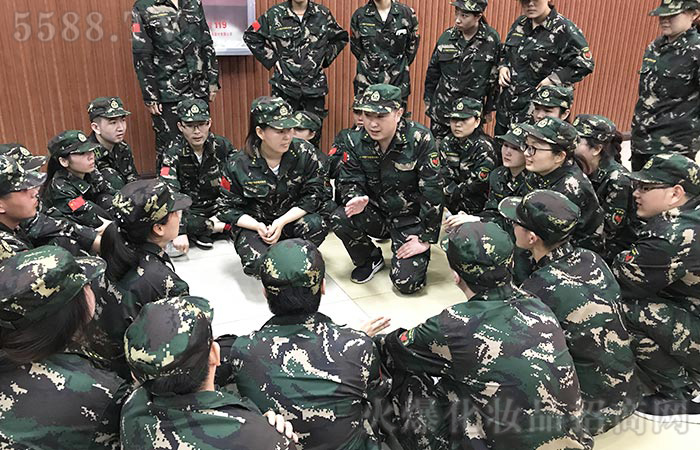 �ȳ��L(f��ng)�ɣ���Խ��������ÿһ��(g��)�˶��ǡ���(zh��n)ʿ����