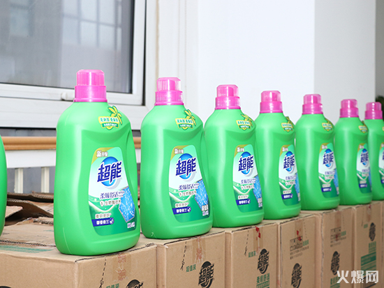 ��(��i)����Ů��(ji��)���𱬾W(w��ng)�ɰl(f��)Ů�񌣌ٶY��