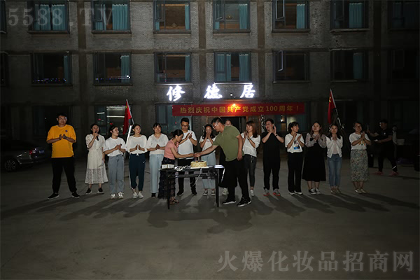 �g���͌W����Ҳ������������