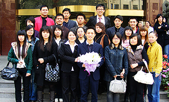 �¾��𱬾W(w��ng)����18����