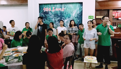 ��������������΢Ц�����˹�ͬ�c����