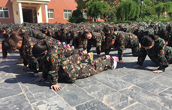 Ӣ���Sˬ���]�гC��������ֻ�Ј�(ji��n)��(qi��ng)��