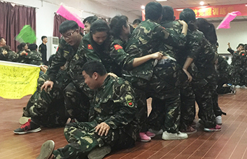 ��Խ��(m��ng)������Խ���ң���(ji��n)�֕�(hu��)����ϣ�����F(tu��n)�Y(ji��)��(hu��)����������