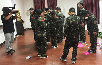 Ҫ��Ȅe�˃�(y��u)������Ҫ�����������κ��˵�Ŭ����