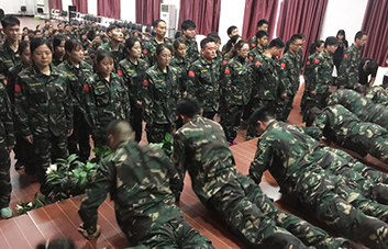 �e�ֱ�Q���I(l��ng)�����������F(xi��n)��W(xu��)�T��