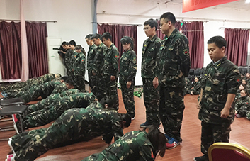 �I(l��ng)��(d��o)���ǈF(tu��n)�(du��)�ĺ�����һ��һ�ж��Ǳ�����