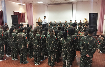 �I(l��ng)��(d��o)���ǈF(tu��n)�(du��)�ĺ�����һ��һ�ж��Ǳ�����