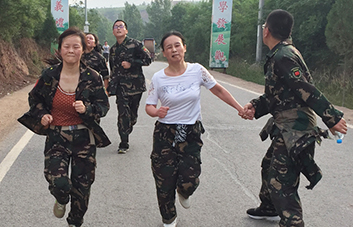 ��Փ�ǔv��߀�Ǳ������҂��]�ЁG���κ�һ��(g��)����