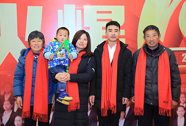 �M�M�Ķ����Ҹ����𱬾W(w��ng)�T���c���˺�Ӱ���