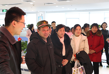 �íh(hu��n)�����ù�������ĸ�������T����ĸ���^�𱬾W(w��ng)��