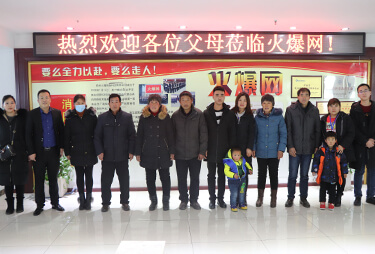 ���x���Lʮ��ĬĬ֧�����gӭ��λ��ĸ�W�R����